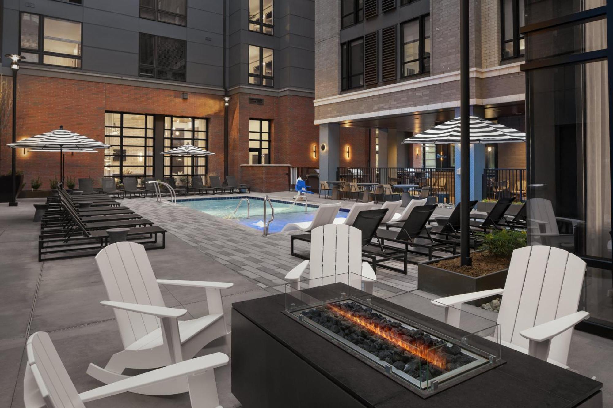 Hotel Hyatt House Raleigh Downtown/Seaboard Station Exterior foto